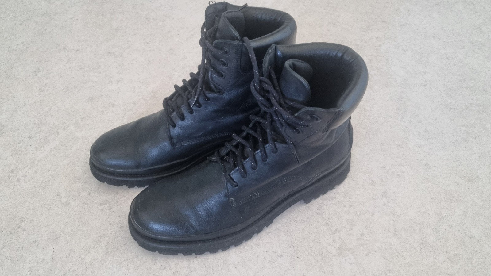 Hugo Boss Leren Boots - Zgan mt 41, Kleding | Heren, Schoenen, Zwart, Boots, Ophalen of Verzenden, Zo goed als nieuw