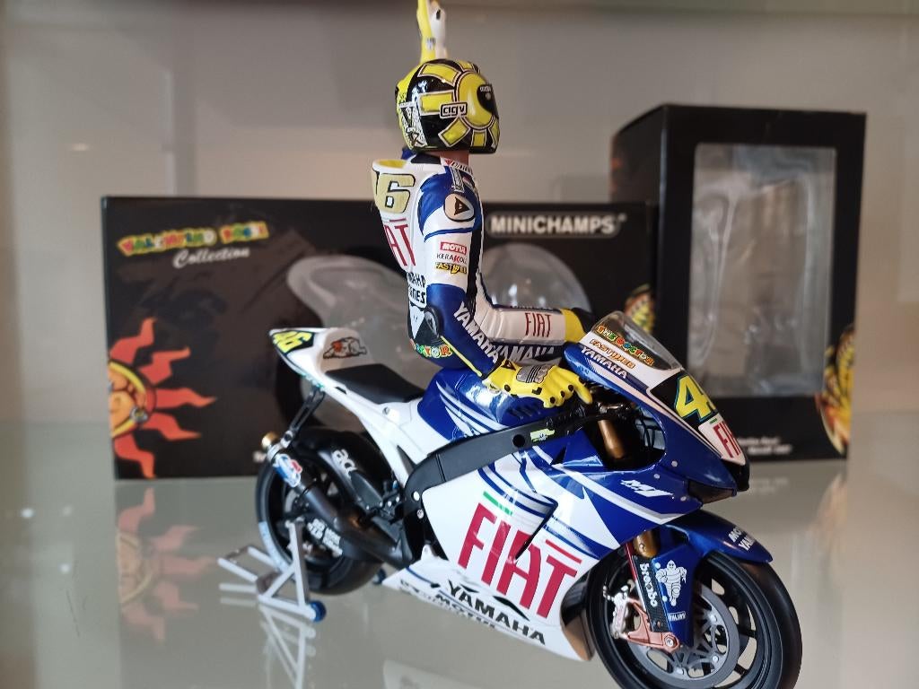 Minichamps 1 12 Rossi Motogp 2007 set, Ophalen of Verzenden, Zo goed als nieuw, 1:9 t/m 1:12, Motor