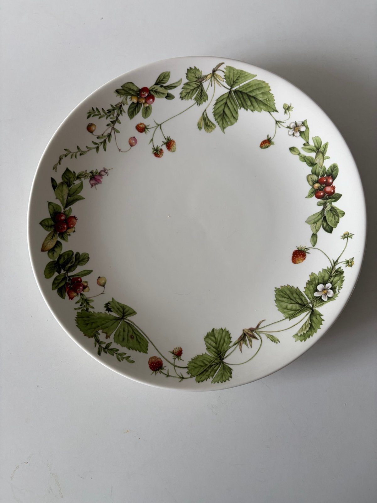 Libelle Marjolein Bastin Wedgwood Aardbeien Bord, Huis en Inrichting, Keuken | Servies, Ophalen of Verzenden, Zo goed als nieuw