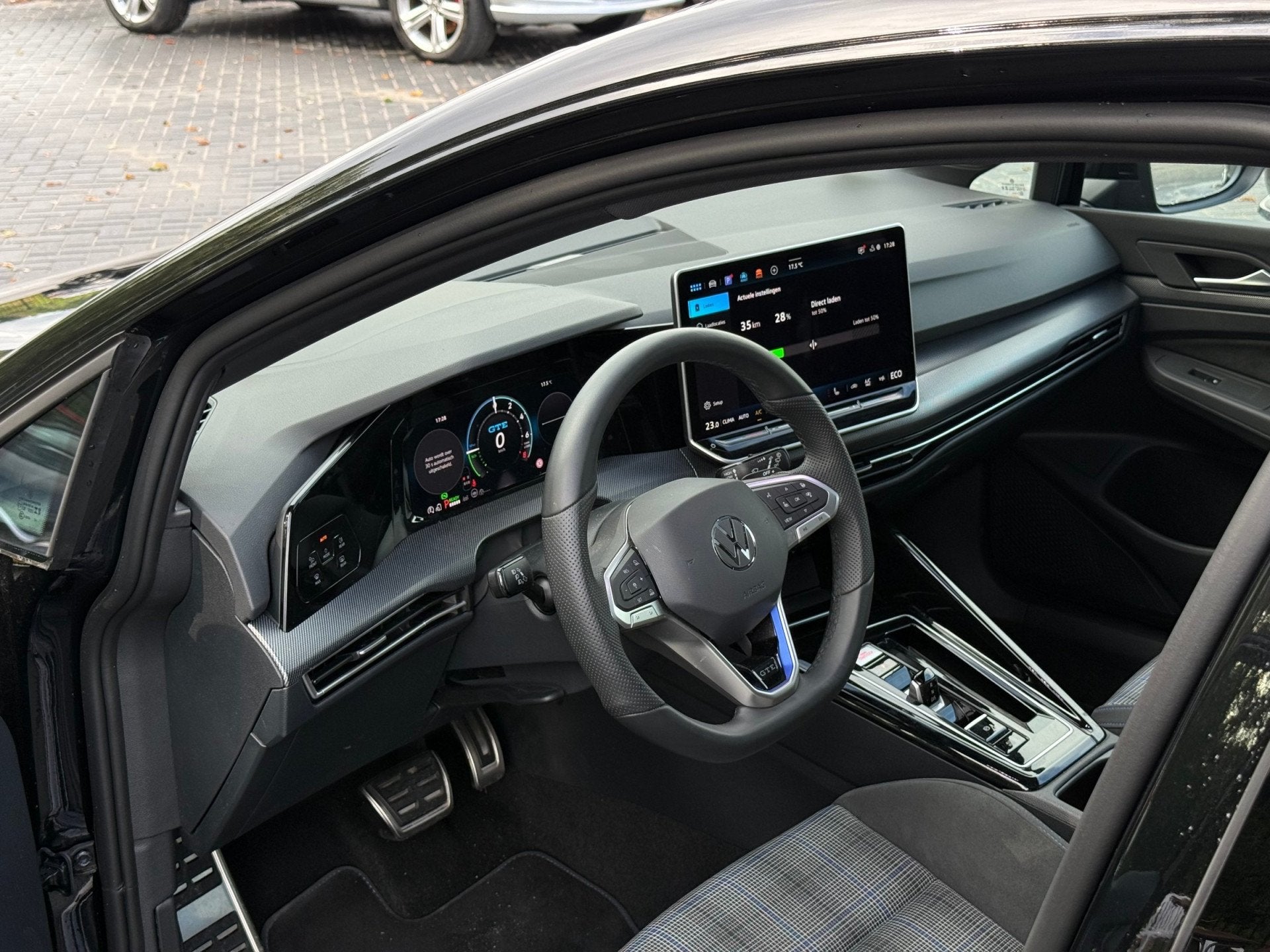 Volkswagen Golf 1.5 eHybrid GTE | Trekhaak | HUD | Pano | Ke, 4 cilinders, 1700 kg, Te koop, 750 kg