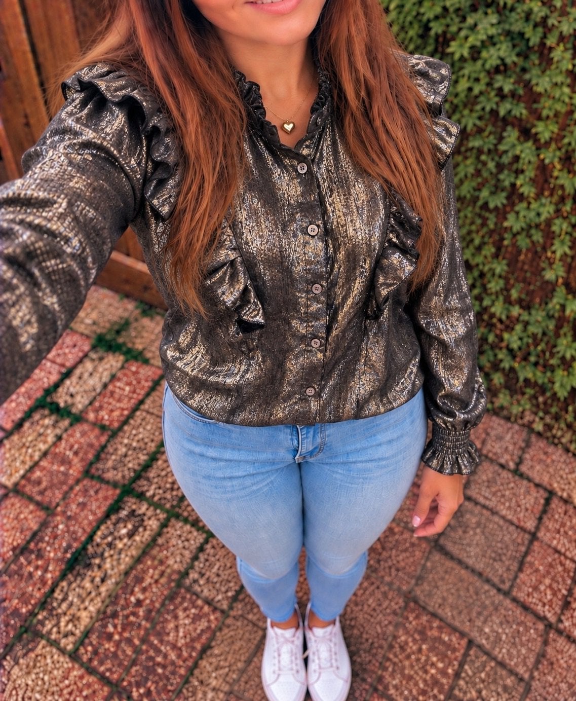 Stijlvolle azzurro blouse met ruches - Maat S/M, Ophalen of Verzenden, Nieuw, Maat 36 (S), Zwart