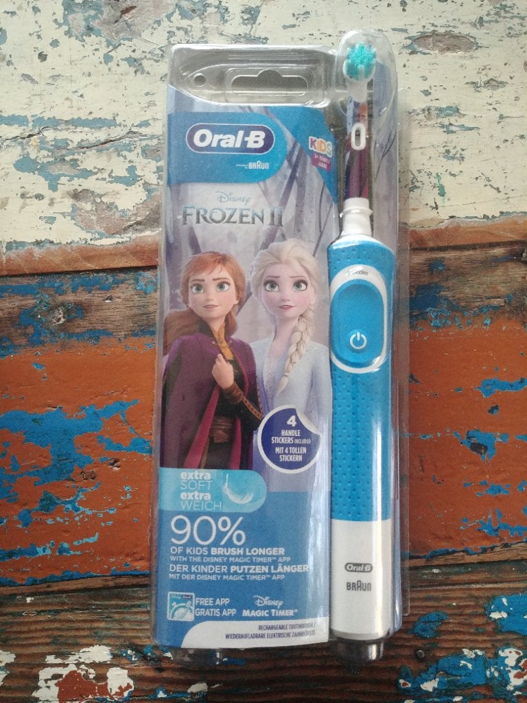 Nieuw en ongebruikt Electrische tandenborstel Frozen oral b, Ophalen of Verzenden, Nieuw, Mondverzorging