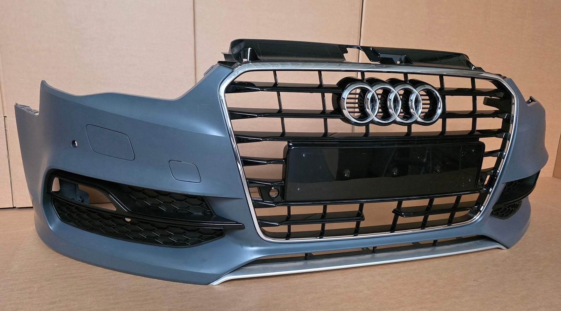 Voorbumper Audi A3 8V S-line Sedan Limousine 8V5807065G, Gebruikt, -, Voor, Ophalen of Verzenden