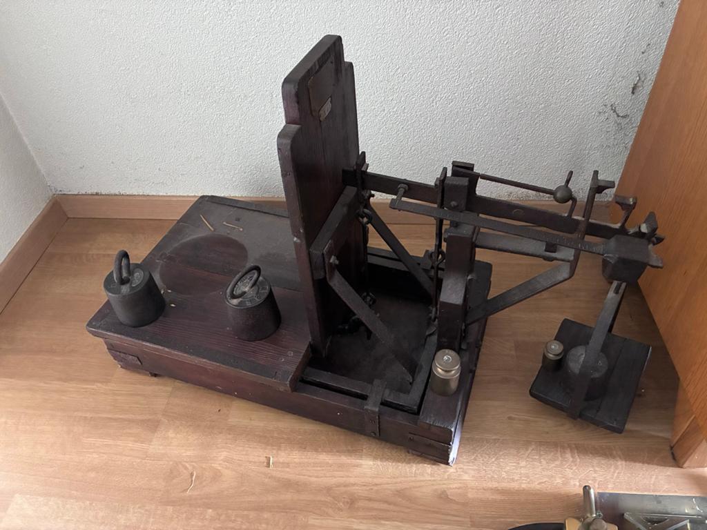Antieke houten weegschaal met gewichten, Ophalen, Gebruikt, Overige typen, Minder dan 50 kg