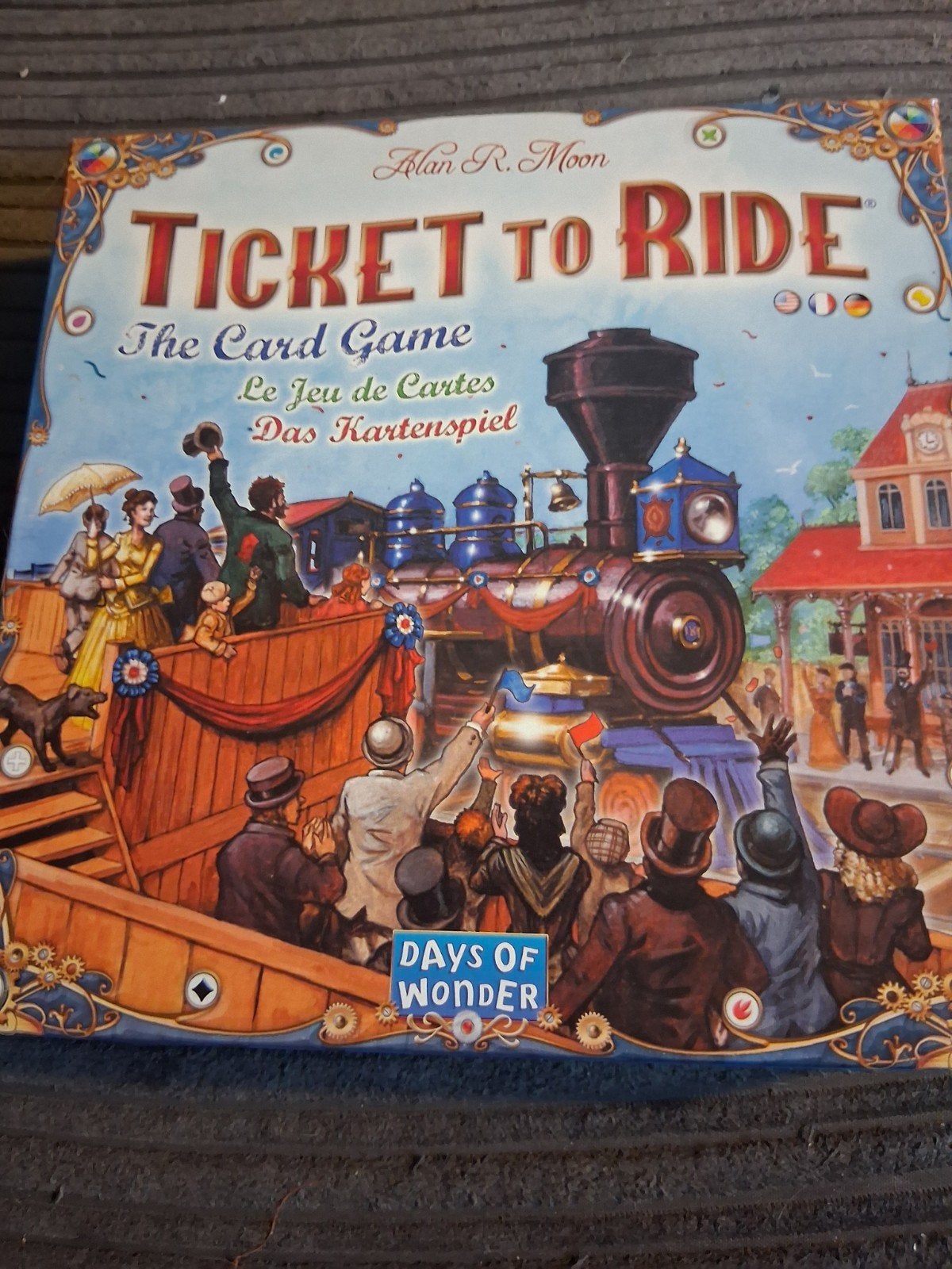 Ticket to Ride - The Card Game, Ophalen of Verzenden, Zo goed als nieuw