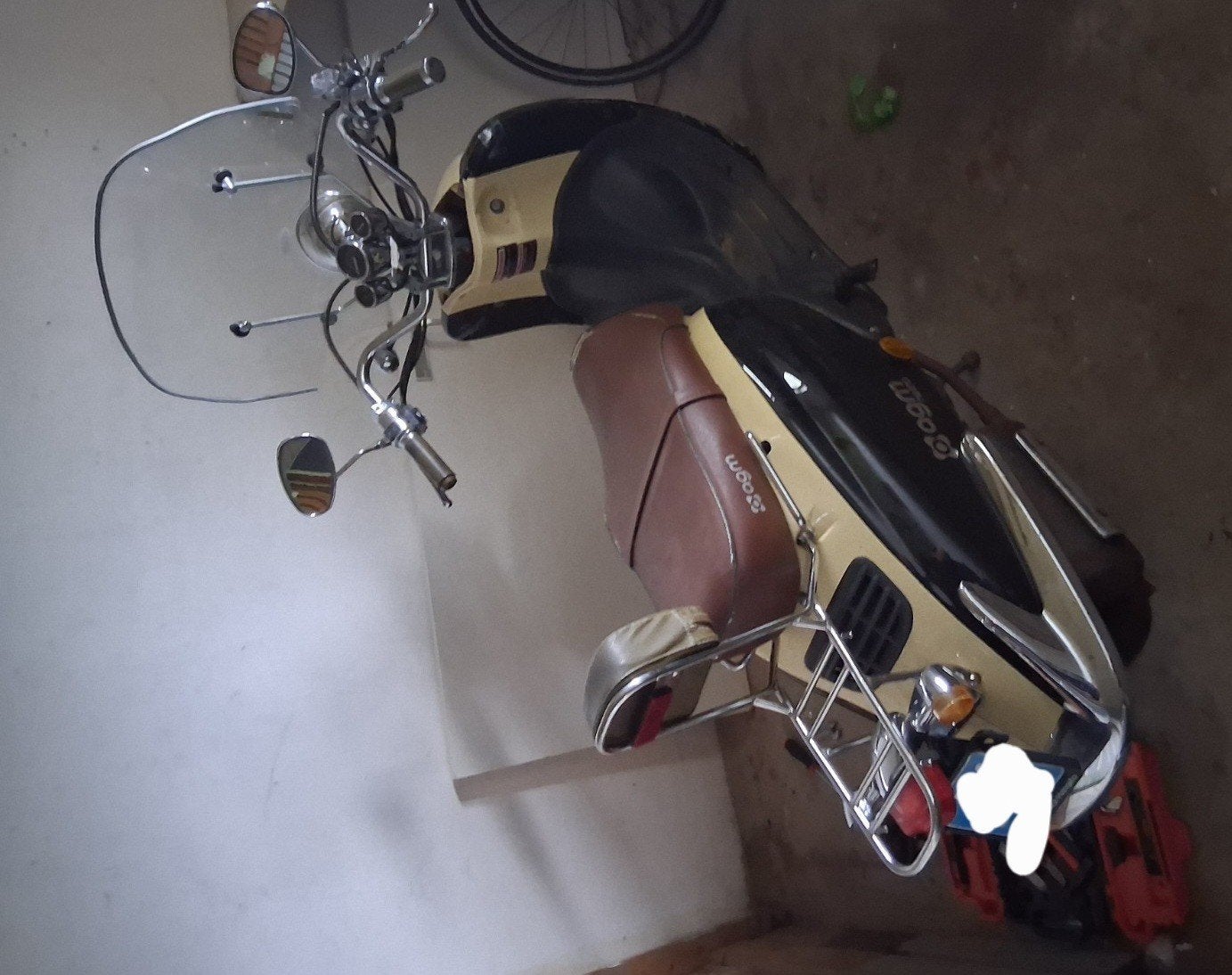 AGM Retro frame met zijkappen, zonder motorblok, Fietsen en Brommers, Ophalen of Verzenden, Gebruikt