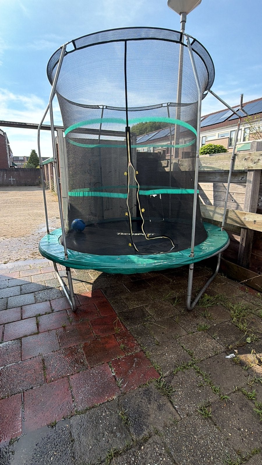 Trampoline gratis op te halen, Ophalen, Zo goed als nieuw