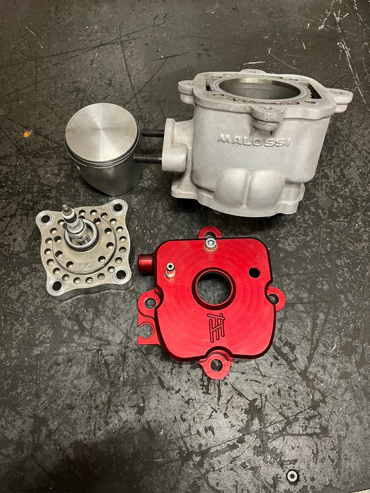 Malossi 172cc cilinder ht ddl, Ophalen, Zo goed als nieuw, Cilinder
