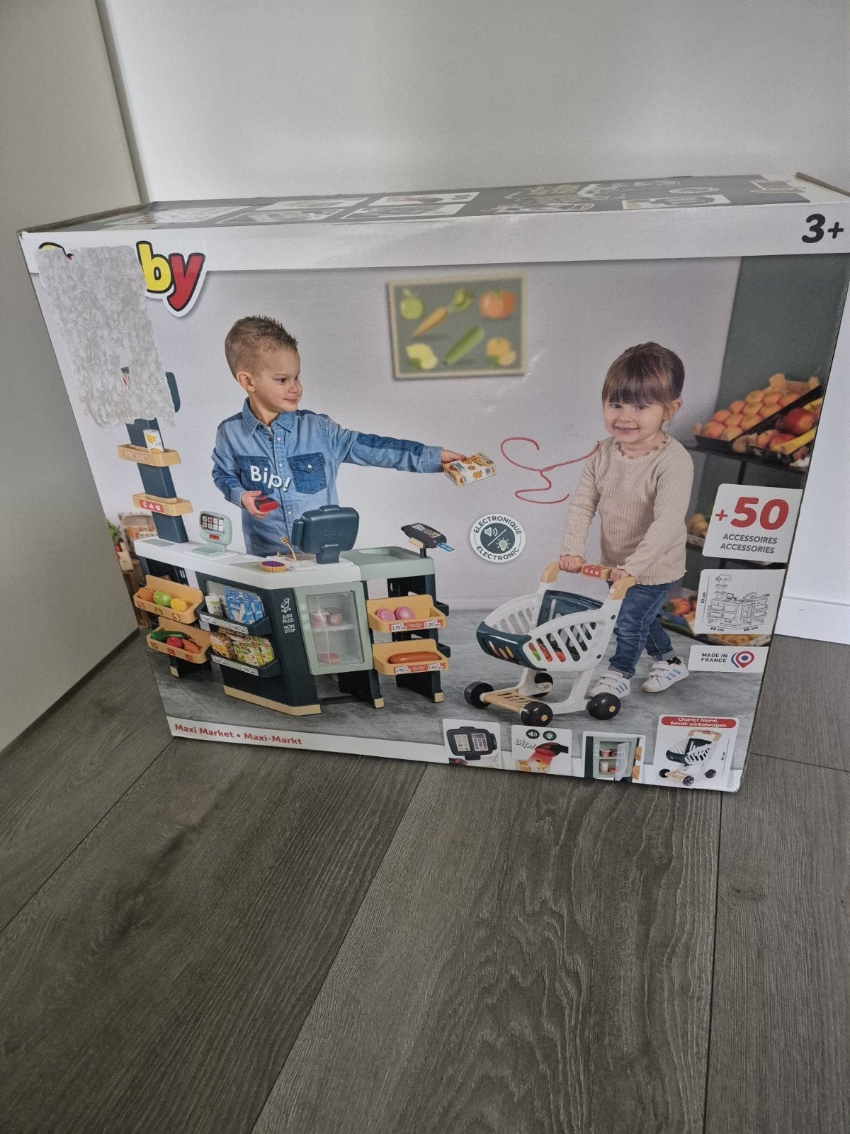 Nieuwe Smoby Maxi Market speelgoedwinkel met accessoires, Ophalen of Verzenden, Nieuw, Jongen of Meisje