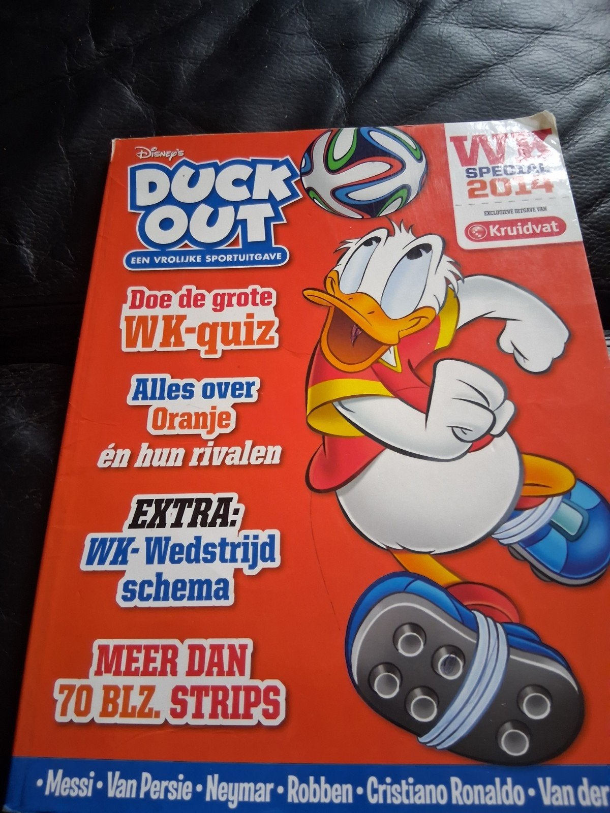 Donald Duck Duck Out WK-Special 2014 - Voetbal Magazine, Ophalen of Verzenden, Zo goed als nieuw, Sport en Vrije tijd