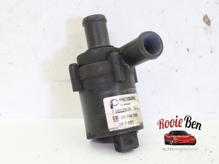 Extra waterpomp van een Cadillac SRX, Cadillac, Gebruikt, -, -