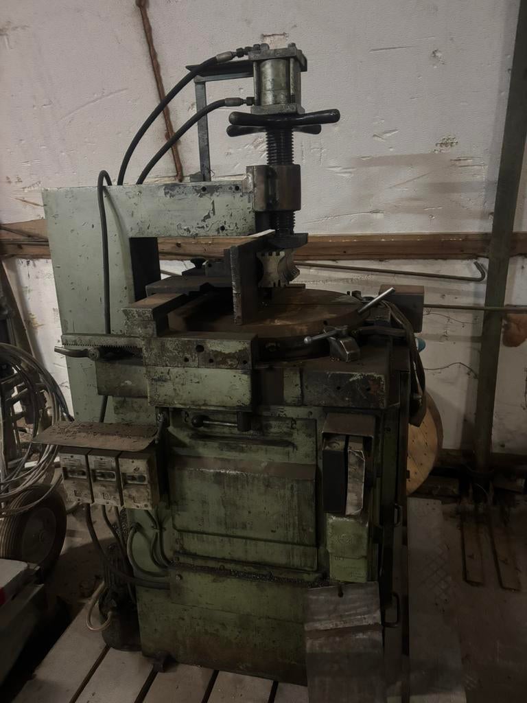 Kaltenbach zaagmachine, Ophalen