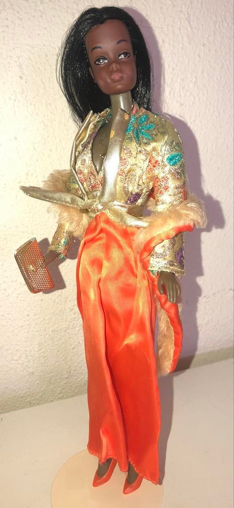 Vintage Barbie Malibu Christie in Party Dress 1974, Verzamelen, Poppen, Ophalen of Verzenden, Gebruikt, Fashion Doll