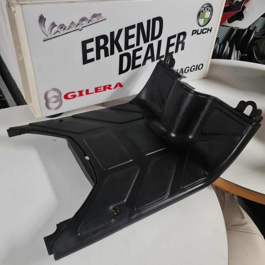 Treeplank piaggio typhoon tph nrg ntt gilera storm puch, Piaggio, Italie, Gebruikt, Piaggio