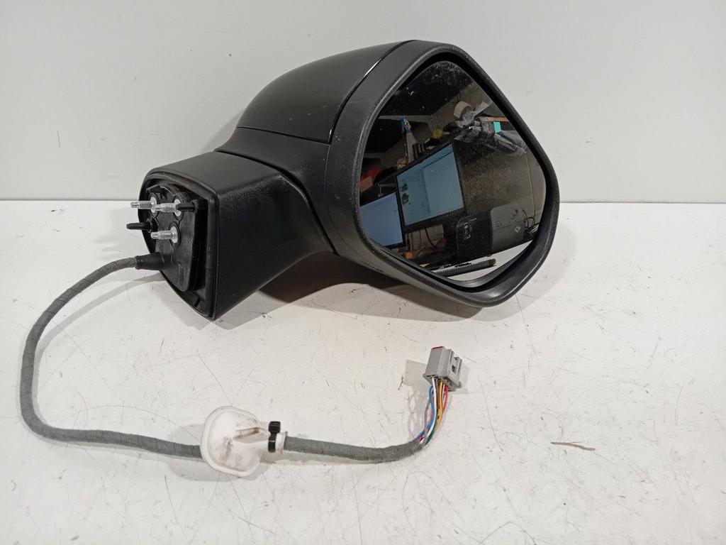 Spiegel buiten rechts elektrisch Ford Puma, Auto-onderdelen, Onderdelen@venauto.nl, Van der Ven Autorecycling B.V., Gebruikt, Ettenseweg 76, 4706 PB Roosendaal, The Netherlands