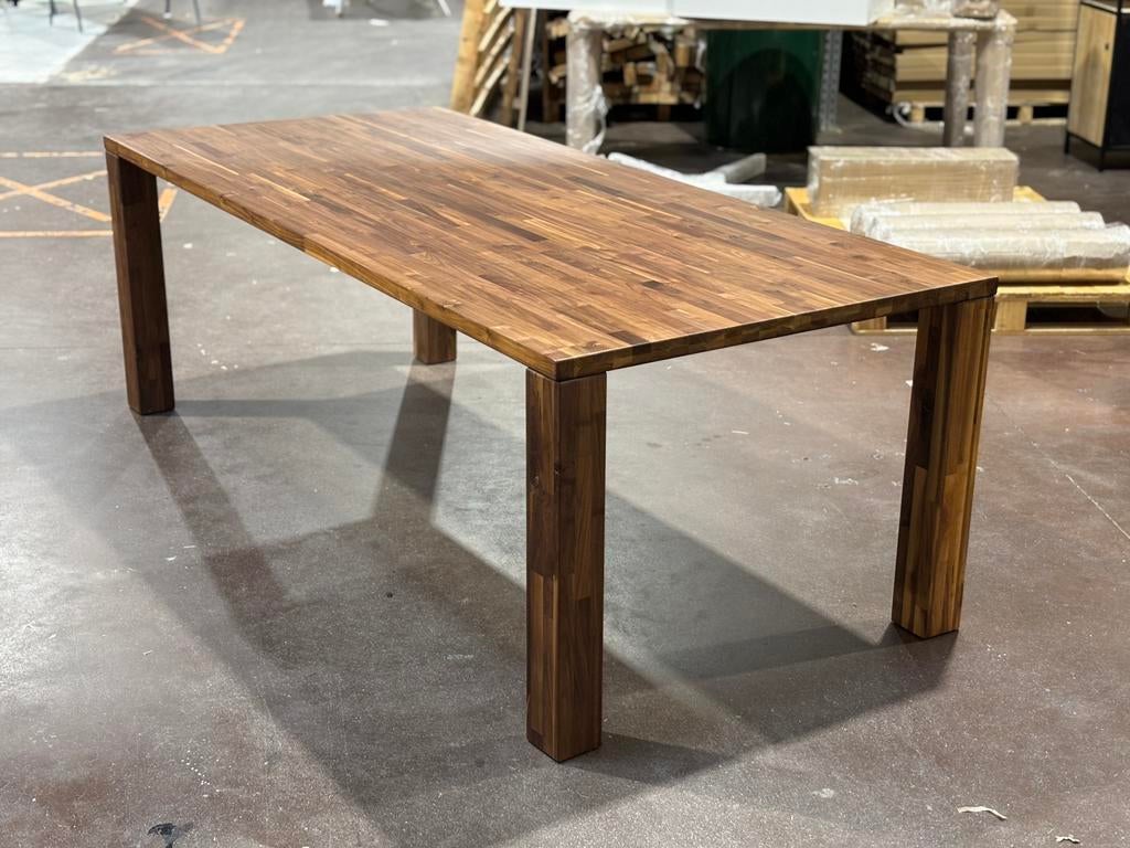 Walnoten tafel 220x100cm met hoekpoten, Huis en Inrichting, Ophalen, 50 tot 100 cm, Vijf personen of meer, Rechthoekig