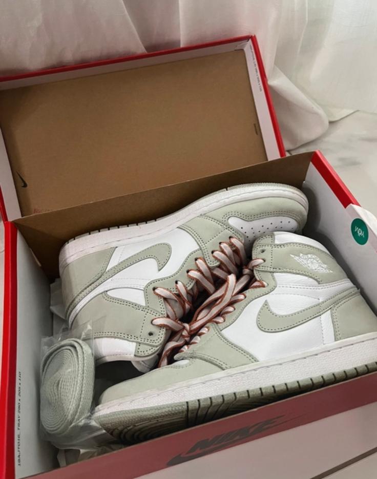 Jordan 1 High OG Seafoam Maat 38, Kleding | Dames, Schoenen, Nieuw, Sneakers of Gympen, Groen, Ophalen of Verzenden