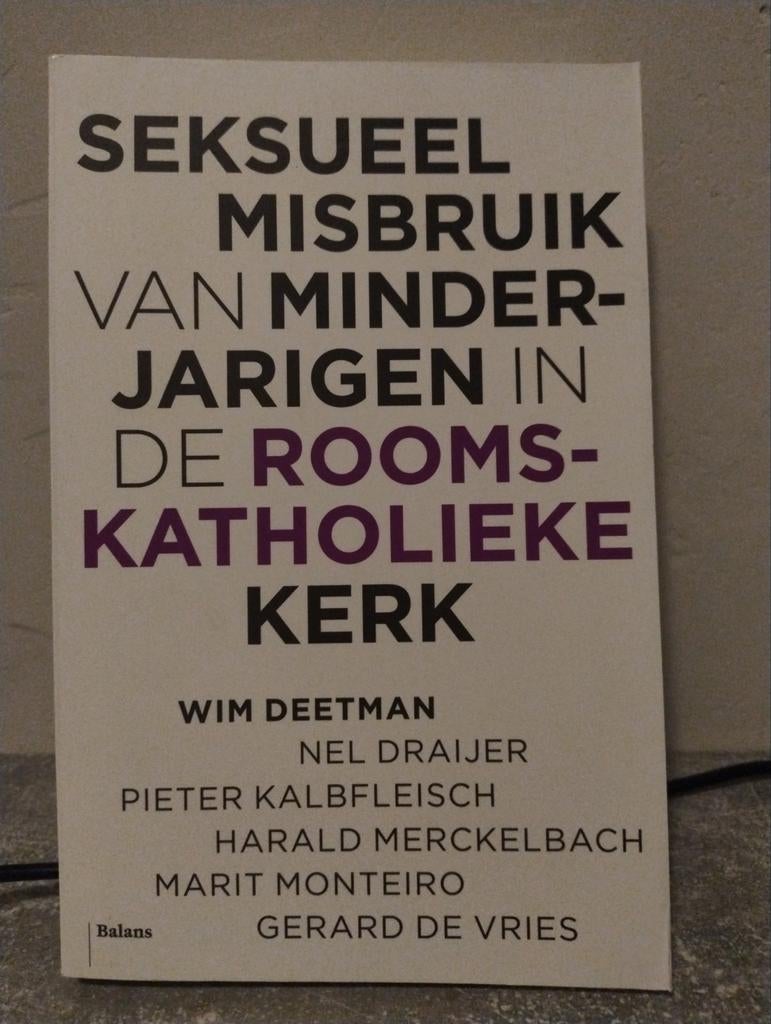 Seksueel misbruik in de Rooms-Katholieke Kerk, Ophalen of Verzenden