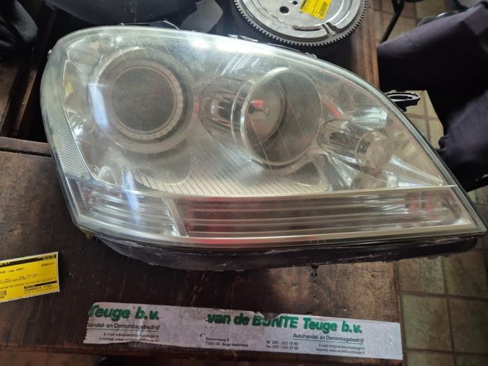 Koplamp rechts van een Mercedes ML-Klasse, Gebruikt, -, -, 3 maanden garantie