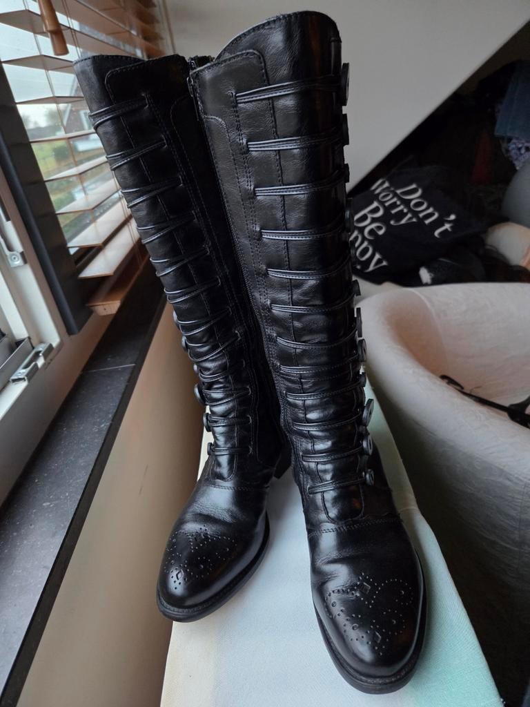 Dune London Zwarte Knie Laarzen - Mt 38, Nieuwstaat!, Kleding | Dames, Schoenen, Zo goed als nieuw, Hoge laarzen, Zwart, Ophalen of Verzenden