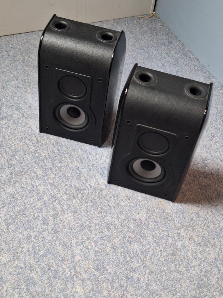 Boston speakers, Overige merken, Ophalen of Verzenden, Zo goed als nieuw, 120 watt of meer