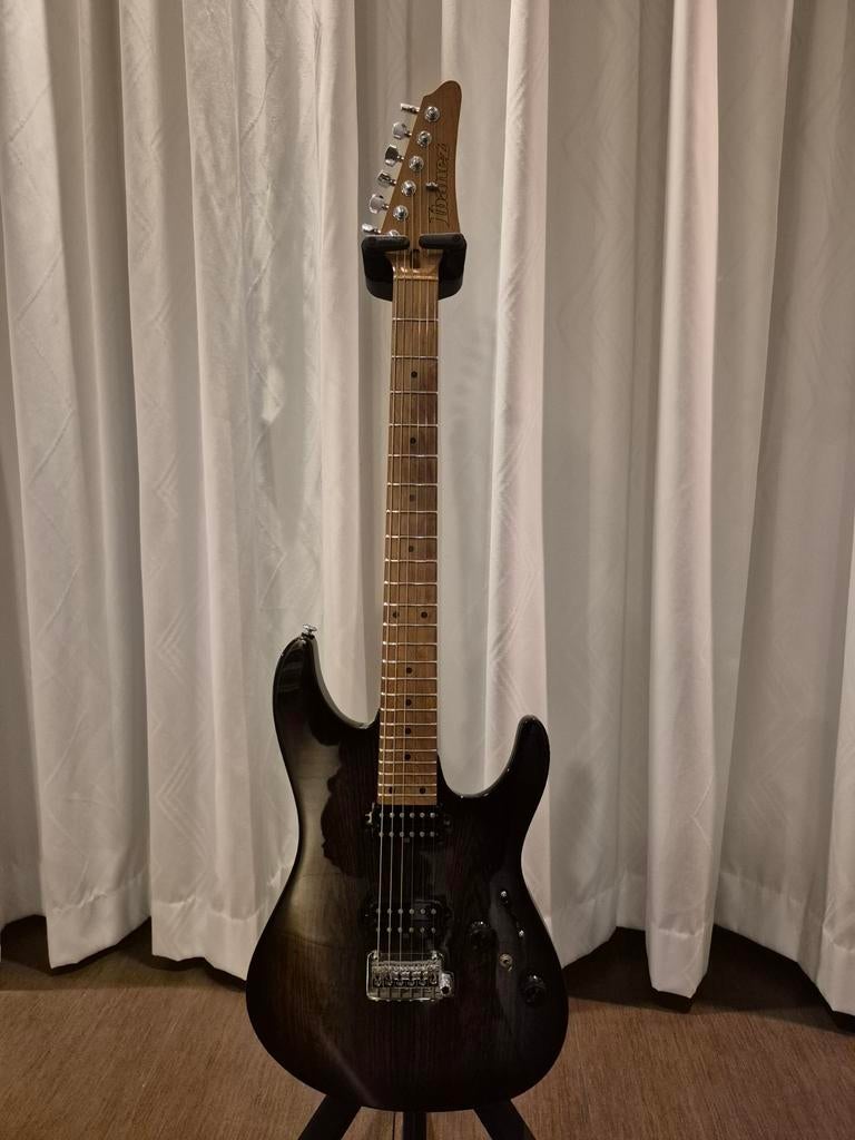 Ibanez AZ242BC-DET + SKB SC56 unicase, Muziek en Instrumenten, Ophalen of Verzenden, Gebruikt, Solid body, Ibanez
