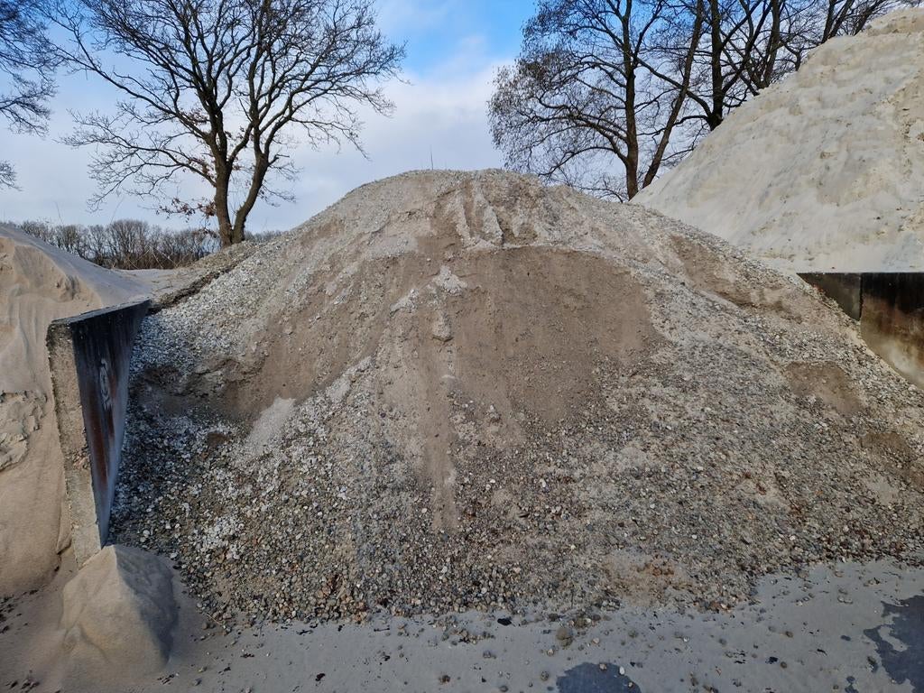 Recycle beton- betongranulaat 0/20mm, Ophalen, 50 tot 150 cm, Zo goed als nieuw, 10 m² of meer