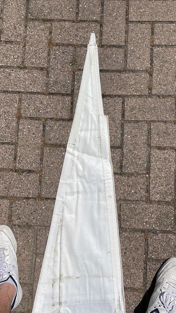 Foto 15 van Meerdere rolgrootzeilen (Bavaria 32 / 33 / 34)