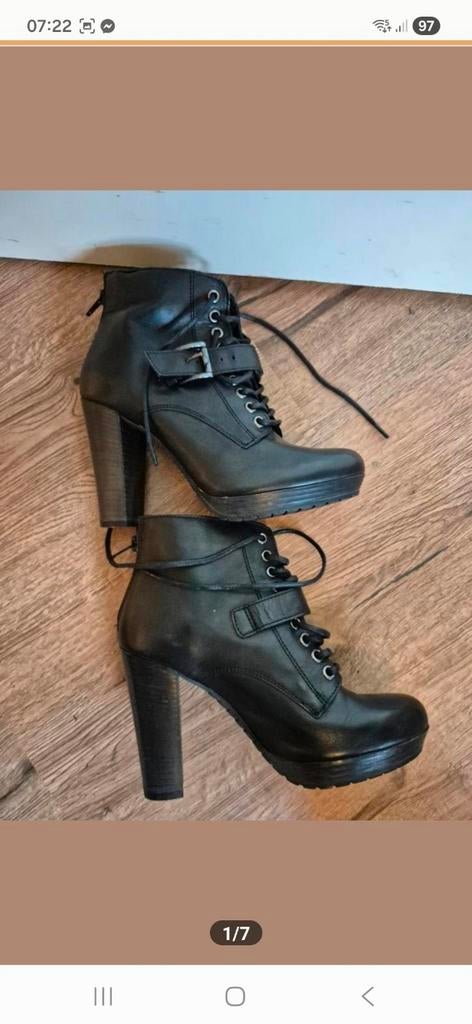 Invito hakschoenen 38, Ophalen of Verzenden, Zo goed als nieuw, Sneakers of Gympen