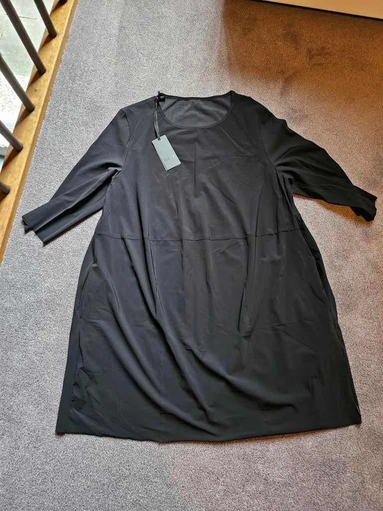 Zwarte tuniek techno stretch Oska, mt 3 (40/42), Ophalen of Verzenden, Nieuw, Zwart