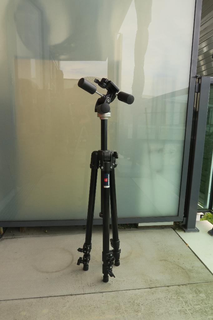 Statief Manfrotto 144B met 141RC kop, Ophalen of Verzenden, Zo goed als nieuw, 150 tot 175 cm, Driepoot