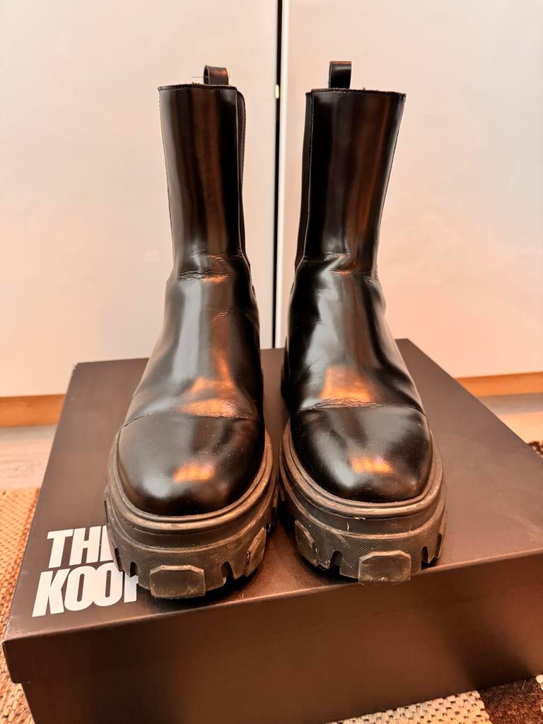 The Kooples Laarzen Maat 38, Ophalen of Verzenden, Zo goed als nieuw, Zwart, Lage of Enkellaarzen