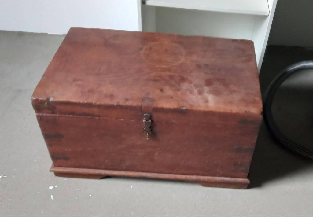 Antieke dekenkist met mooi beslag, Minder dan 50 cm, Gebruikt, 50 tot 100 cm, Minder dan 50 cm