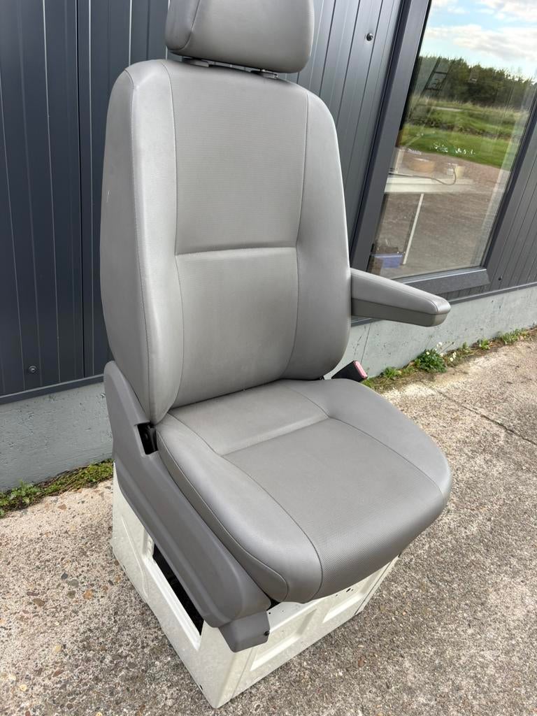 stoel rechts passagier volkswagen crafter mb sprinter vast, Auto-onderdelen, Ophalen of Verzenden, Mercedes-Benz