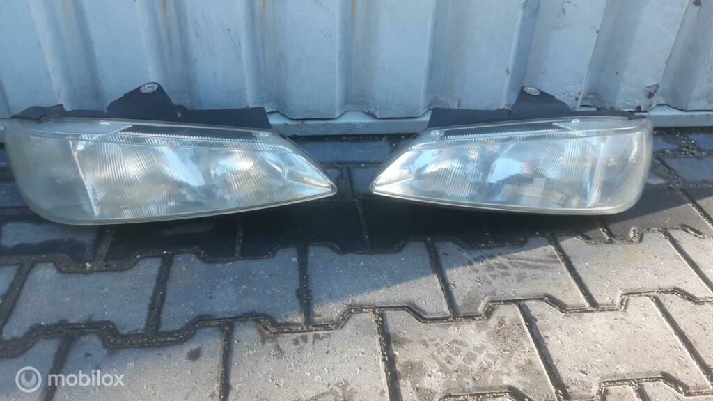 Koplampen Peugeot 406, Auto-onderdelen, Ophalen of Verzenden, Gebruikt