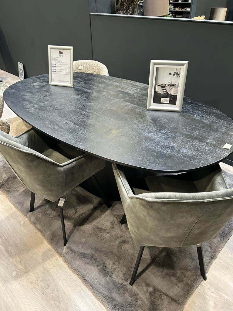 Mooie ovale eettafel Eleonora, Huis en Inrichting, Tafels | Eettafels, Ophalen, 100 tot 150 cm, Nieuw, 150 tot 200 cm