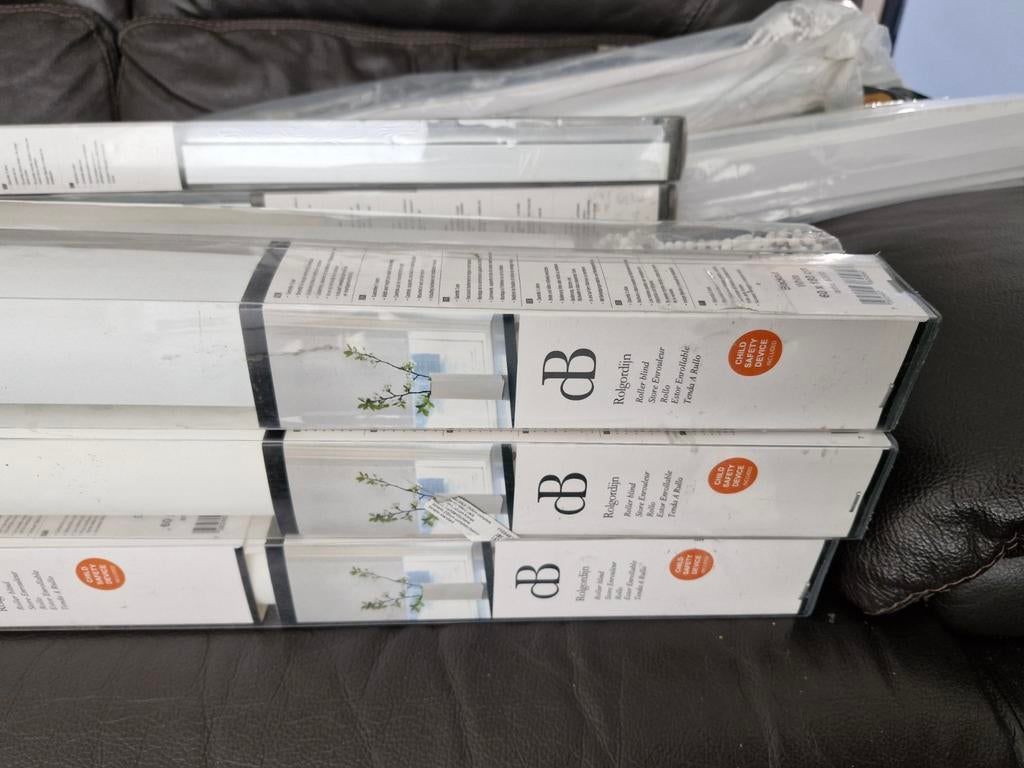 Partij rolgordijnen nieuw, Wit, Nieuw, 150 tot 200 cm, 50 tot 100 cm