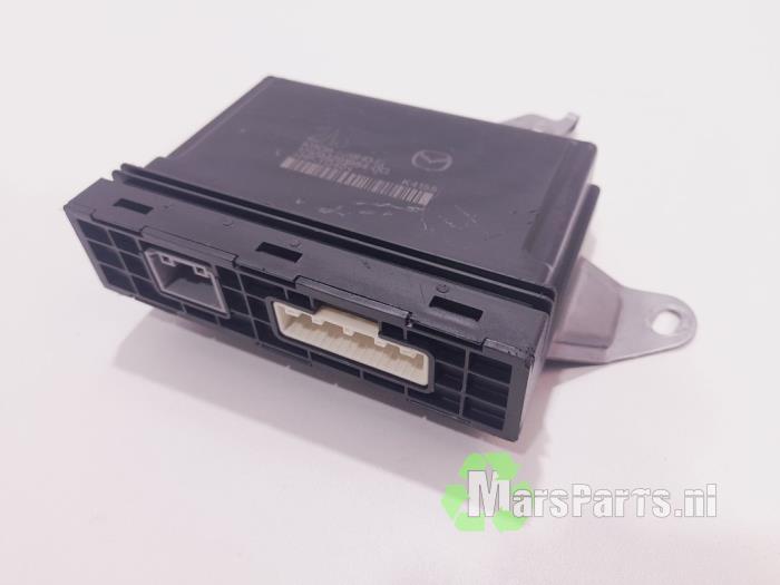 Module achterklep motor van een Mazda CX-5