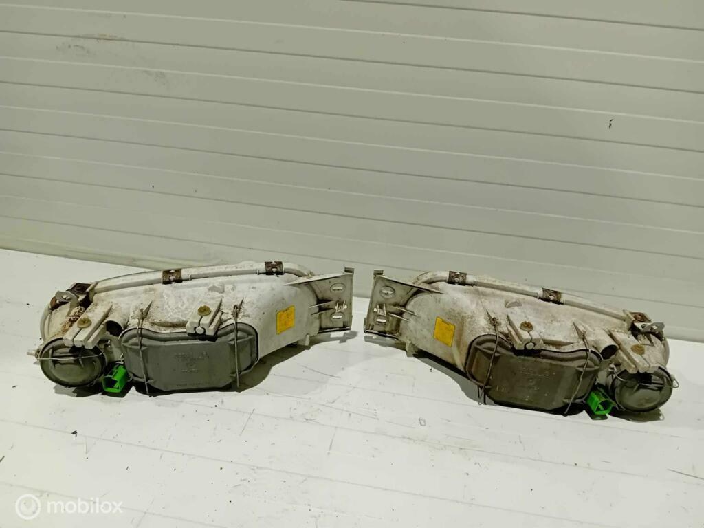 Koplamp Ford Fiesta, Ophalen of Verzenden, Gebruikt