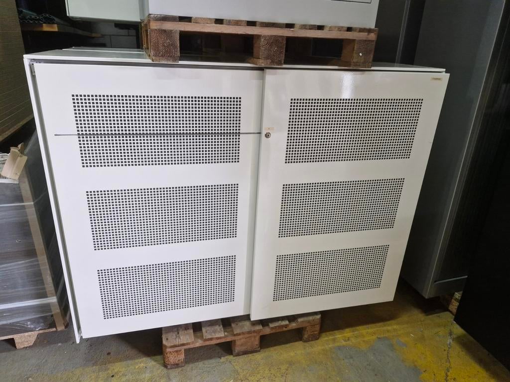 Zware Akoustisch schuifdeurkast 160b x 120h, Huis en Inrichting, Kasten | Roldeurkasten en Archiefkasten, Gebruikt, 150 tot 200 cm