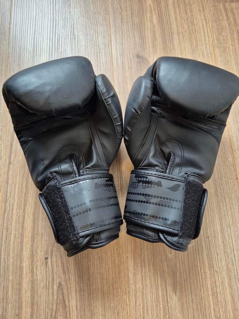 Kickboks handschoenen vanaf 10 jaar, Ophalen of Verzenden, Zo goed als nieuw, Bokshandschoenen