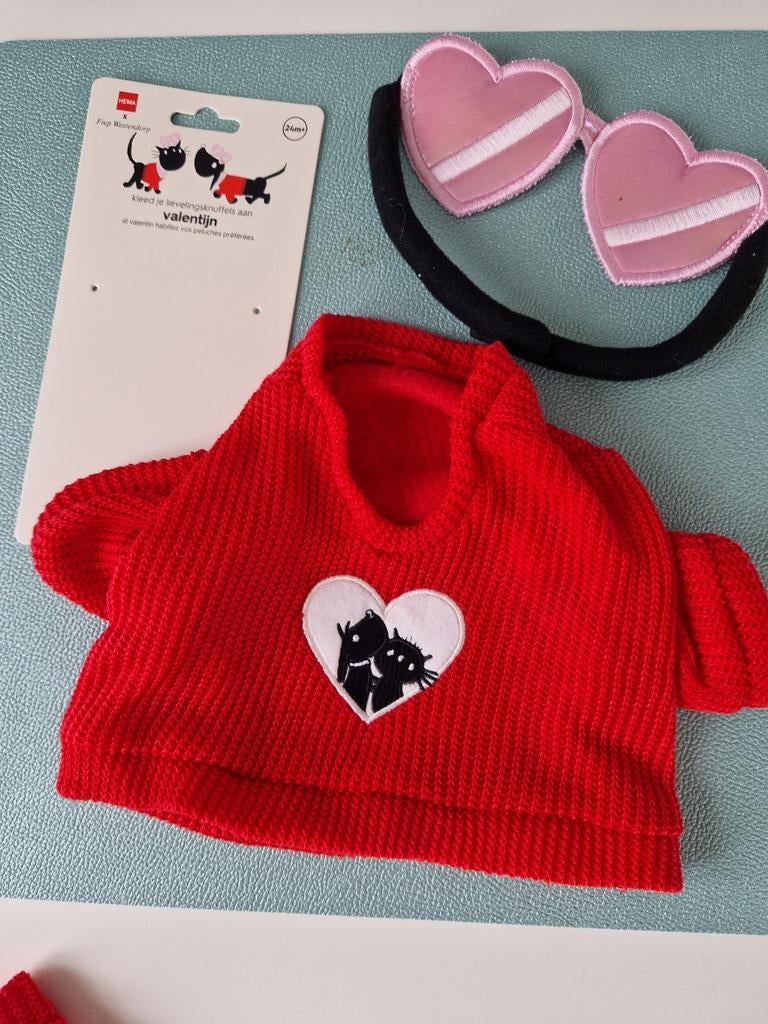 Knuffel kleding setje HEMA Valentijn, Ophalen of Verzenden, Nieuw