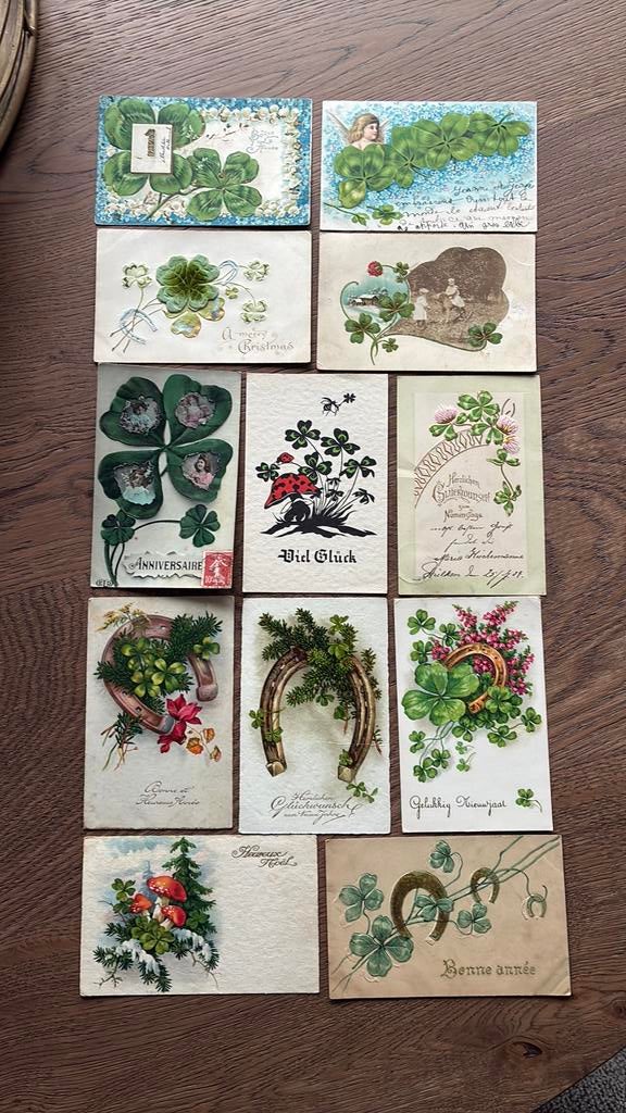 12 kerst/nieuwjaarskaarten.bloemen,hoefijzer,klsver rtc, Ophalen of Verzenden, 1920 tot 1940