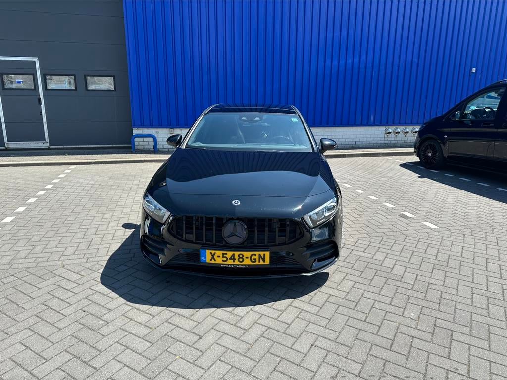 Mercedes-Benz A-Klasse A 250 224pk 7G-DCT 2018 Zwart, 74 €/maand, 4 cilinders, Zwart, Particulier