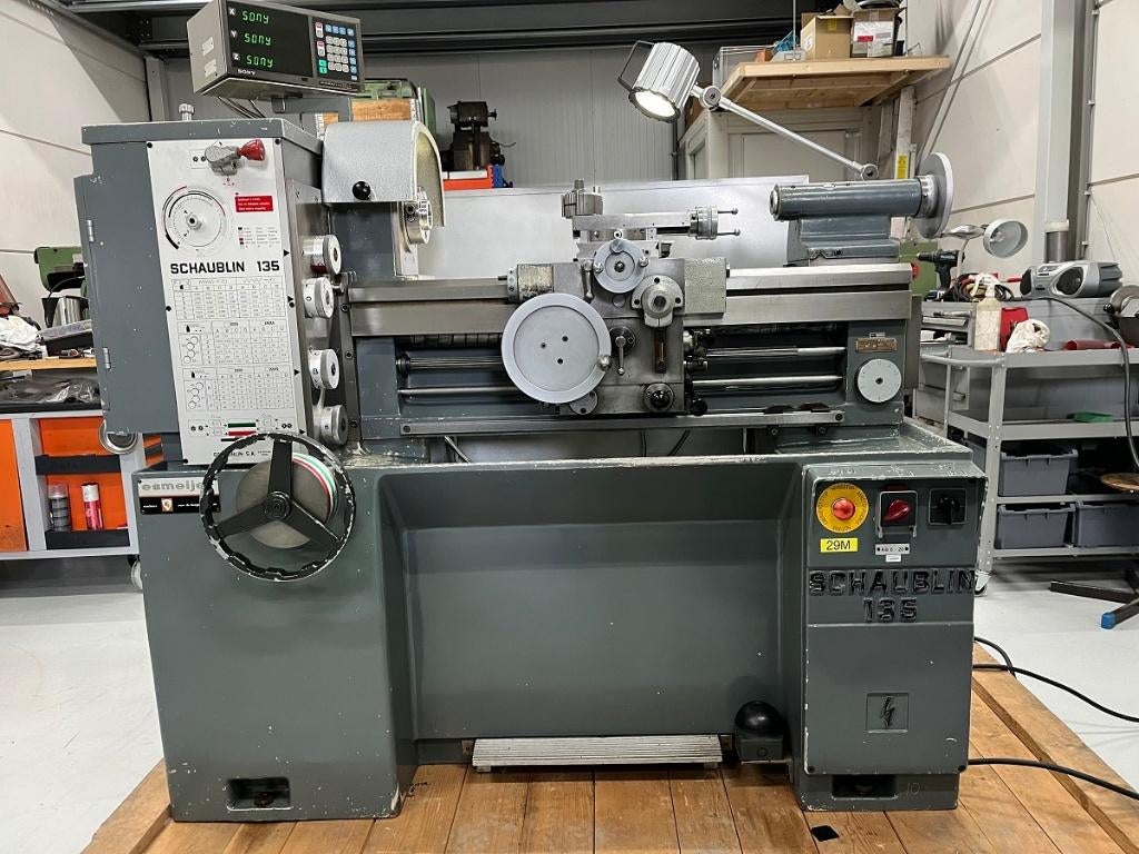 Schaublin 135 precisie draaibank, Ophalen of Verzenden, Gebruikt, Metaaldraaibank, 500 tot 1000 mm