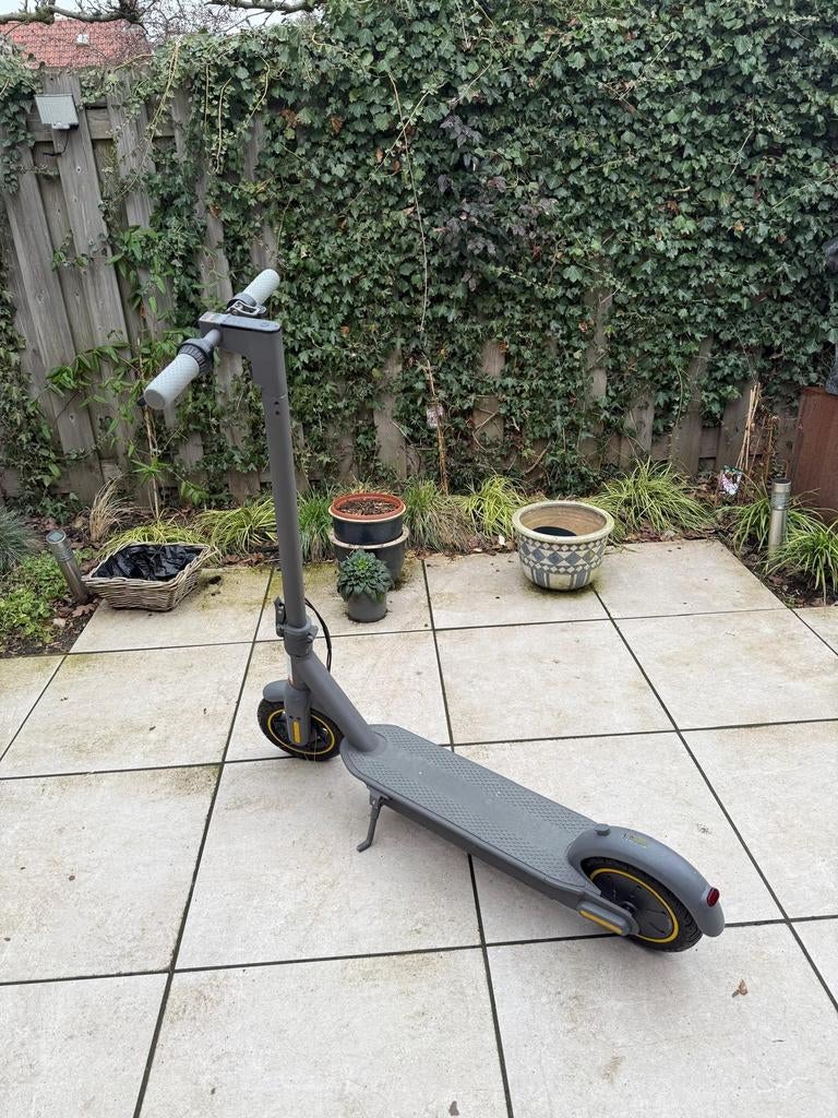 Elektrische step zonder kenteken voor op de camping, Fietsen en Brommers, Ophalen, Elektrische step (E-scooter)