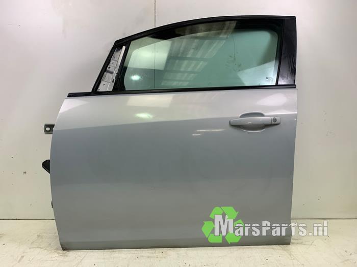 Portier 4Deurs links-voor van een Opel Astra (GWA), Gebruikt, -, Deur, -