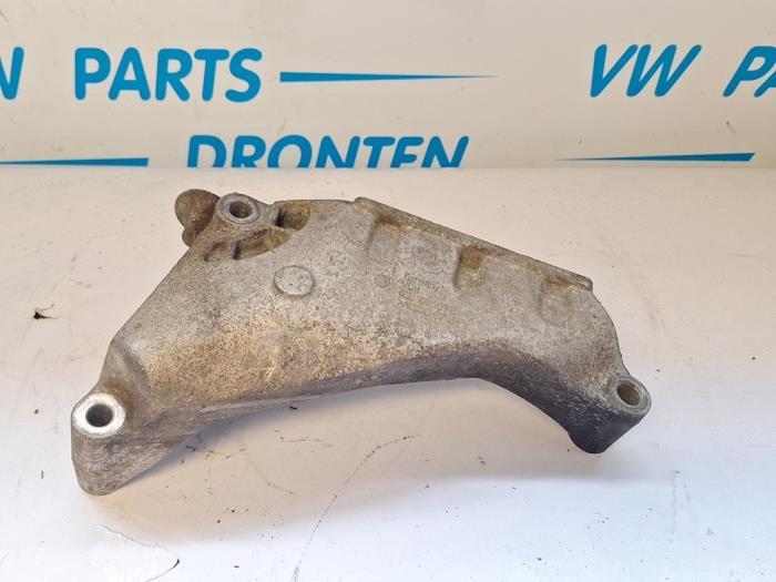 Motorsteun van een Volkswagen Transporter, Auto-onderdelen, Ophanging en Onderstel, Volkswagen, Gebruikt, 3 maanden garantie, Verzenden