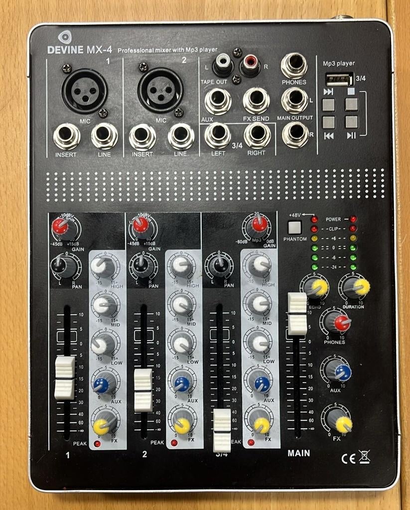 Devine MX-4 Professional Mixer, Muziek en Instrumenten, Mengpanelen, Ophalen, Zo goed als nieuw, Minder dan 5 kanalen, Microfooningang
