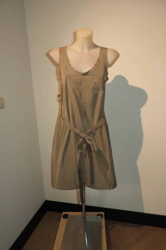Pauw Amsterdam jurk gladde stof beige tint strik band S